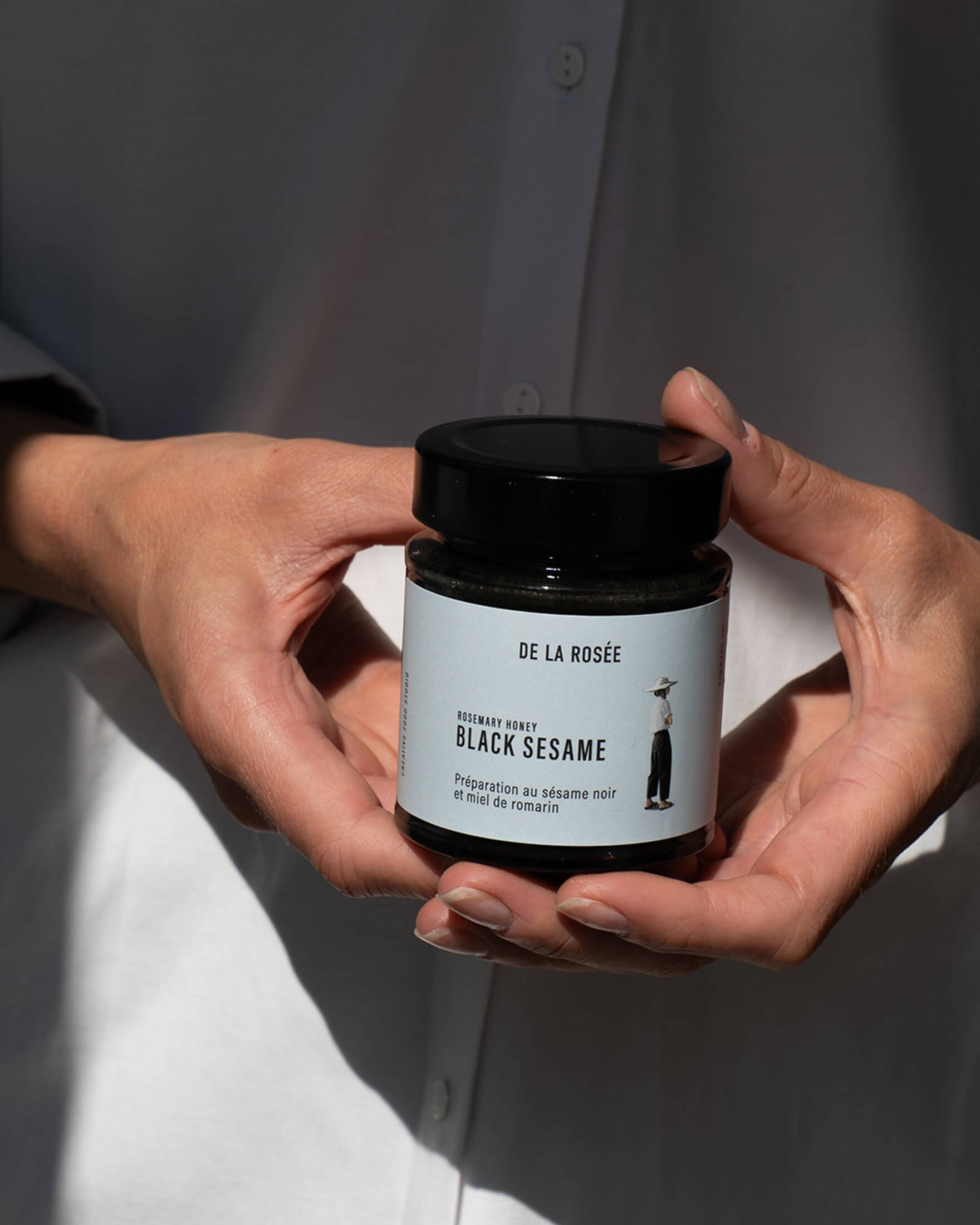 DE LA ROSÉE | Black Sesame Rosemary Honey